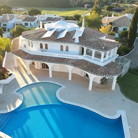 Milu Ferienhaus Quarteira